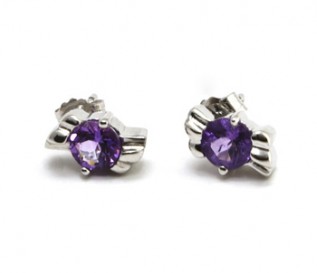 Amethyst Silver Kiss Earrings