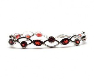 Garnet Silver Eye Design Bracelet