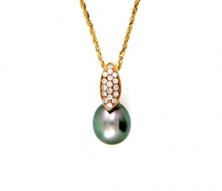 18K Yellow Gold Tahition Pearl 0.36ct Diamond Pendant