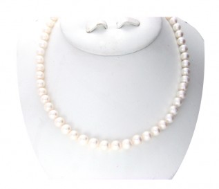 7-8mm Round White Pearl 20 Inch Necklace