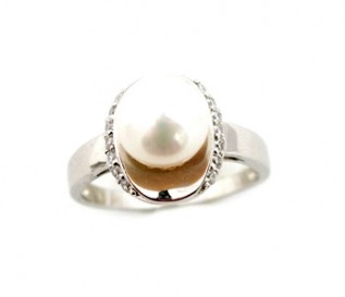 White Freshwater Pearl Cz Silver Contemporary Ring