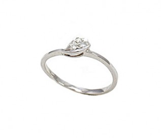 950 Platinum Diamond Leaf Ring