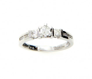 18k White Gold 0.64ct Diamond Trilogy Engagement Ring