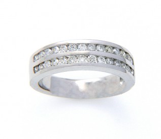 9k White Gold 0.70ct Diamond Wedding Ring