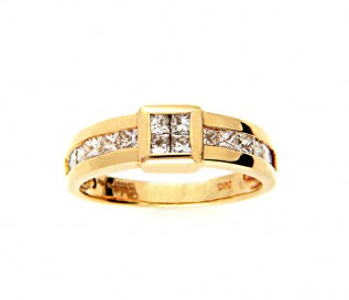 14k Yellow Gold 0.72ct Princess Cut Diamond Engagement Ring